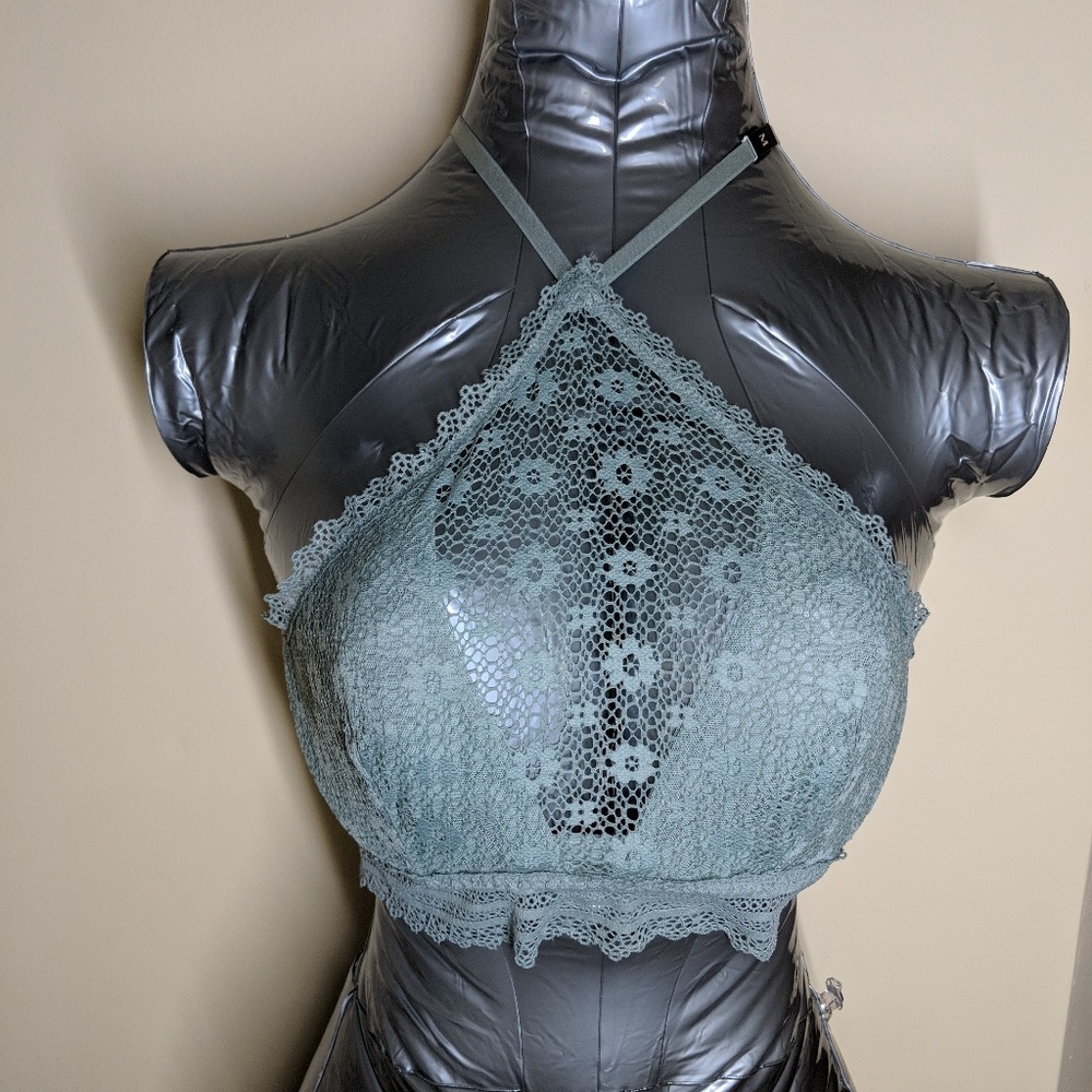 VS bra brand new tag